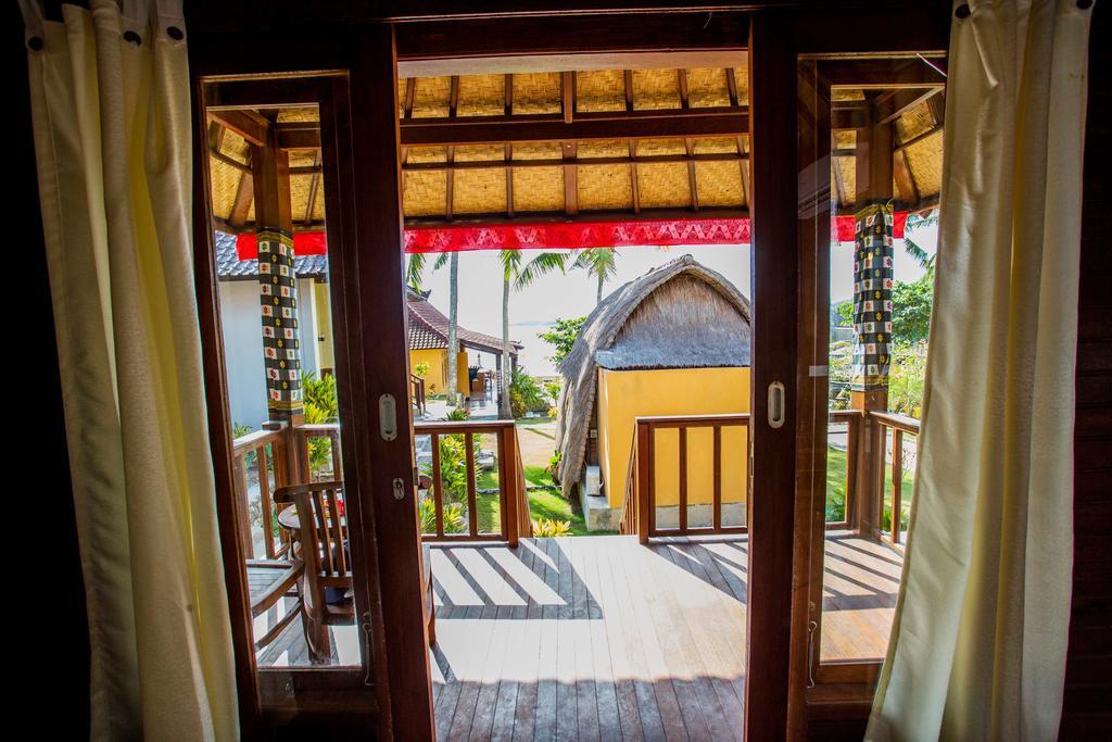 Secret Point Huts Hotel Nusa Lembongan  Exterior photo